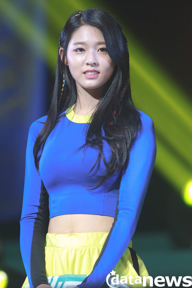 설현.jpg