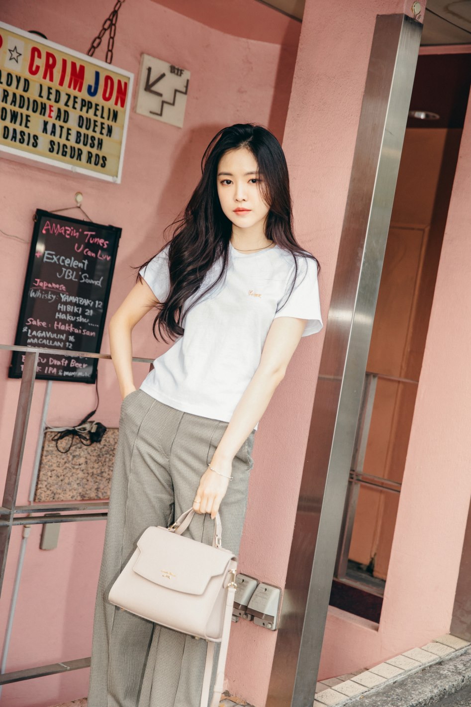 손나은