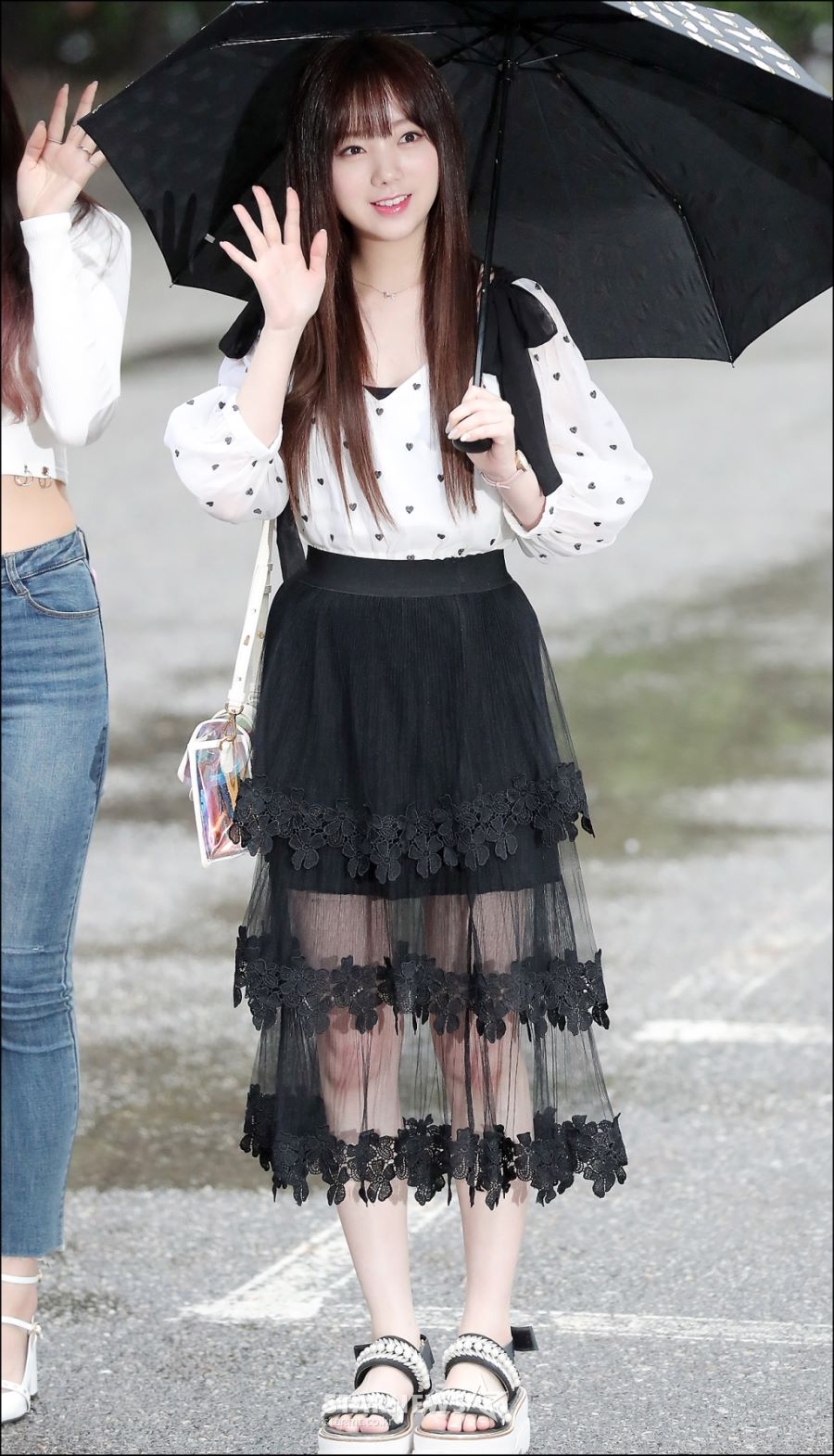 러블리지 케이 전신샷
