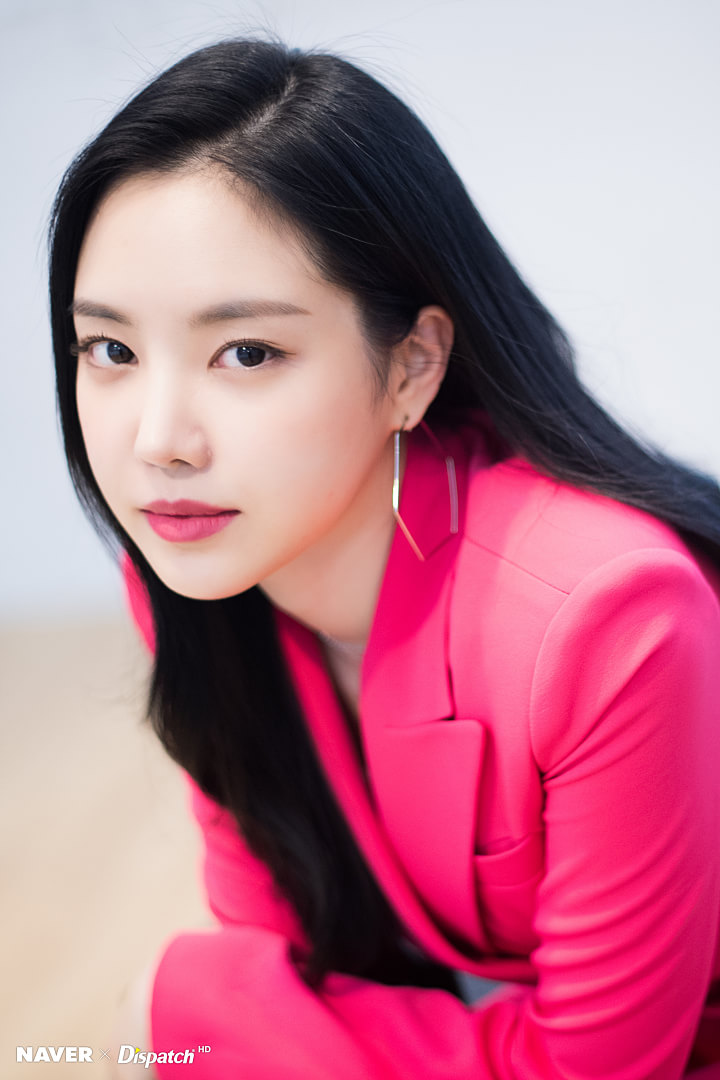손나은