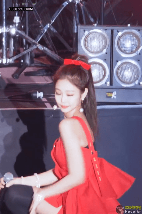 빨간 제니