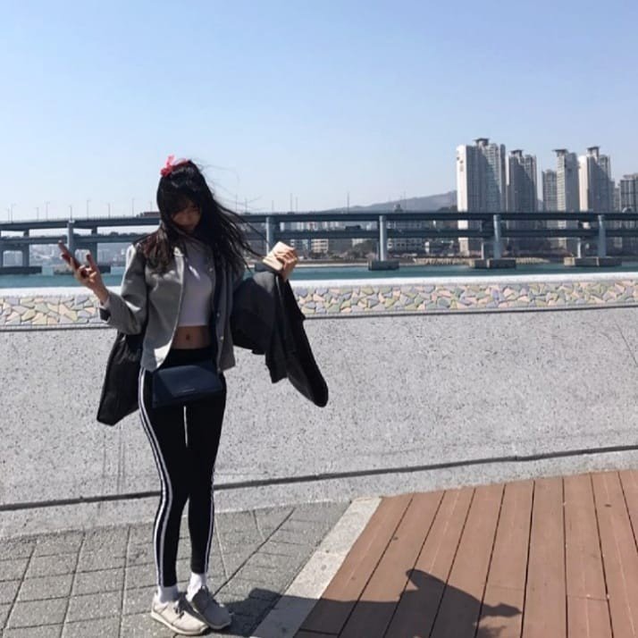 첫 시작은 레깅스