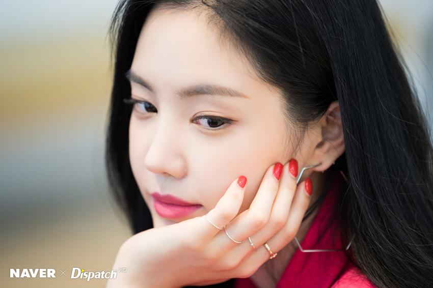 손나은