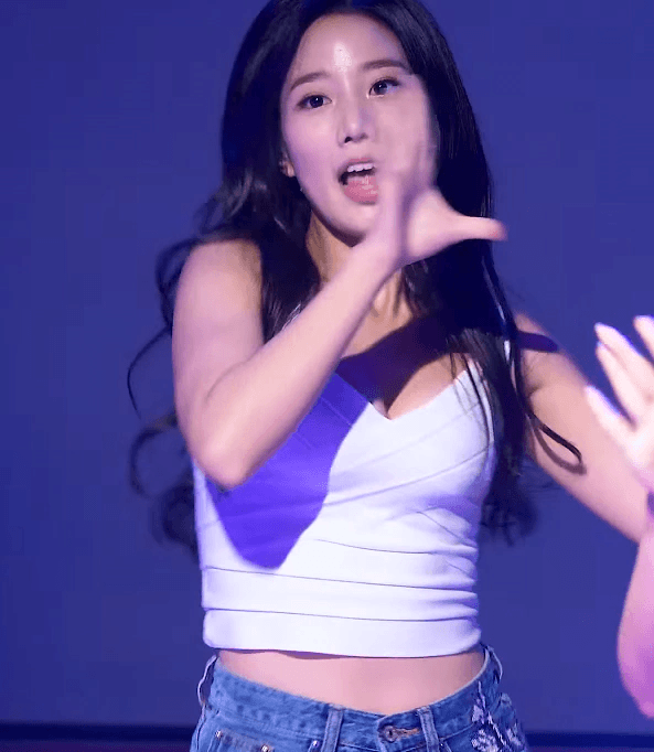 3acc924e7df34e7e551d190cd7aa65f6.gif