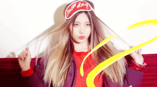 ceci12월메이킹필름유라 (2).gif