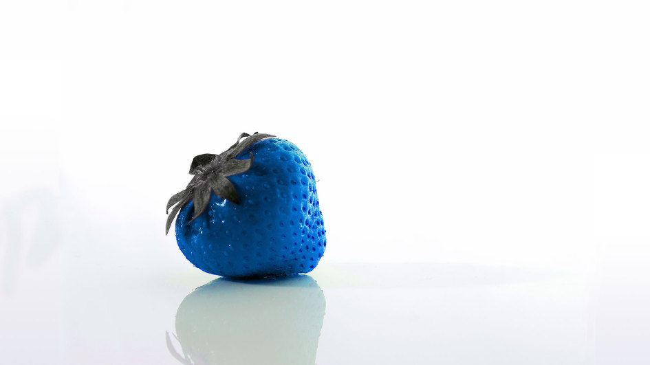 Blue-Strawberry-1920x1080-wallpapershd.org.jpg