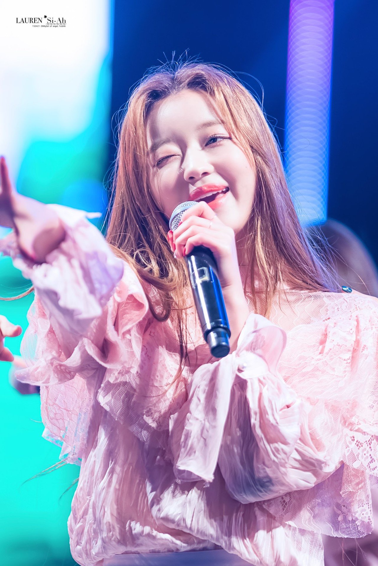 ohmygirl-20181110-212300-001.jpg